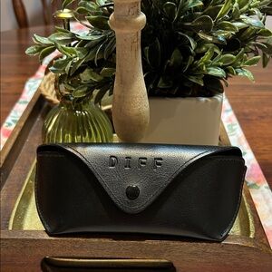 Diff Eyewear Black Sunglasses Case